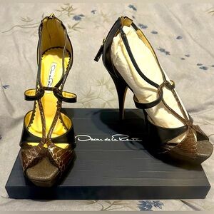 Oscar de la Renta Elaphe shoes - size 38/7 never worn